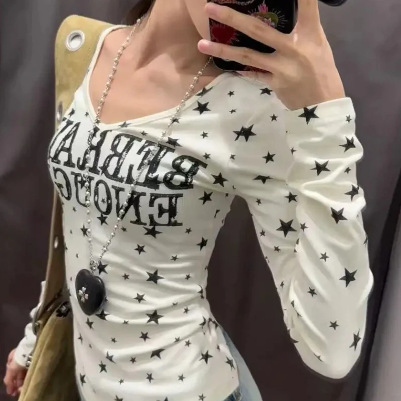 アメリカンレトロスパイシーガールシックな個性スターフルプリントデザイン長袖Tシャツ秋の新作VネックアウターY2kトップ