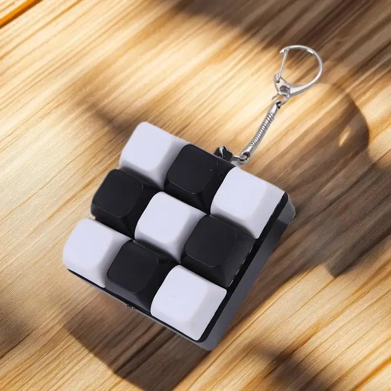 Button Keycap  Keychain 9 Keys Keyboard Decompression Toys DIY Keyboard Keychain Toys For Adult Gifts To Relief Pass Time