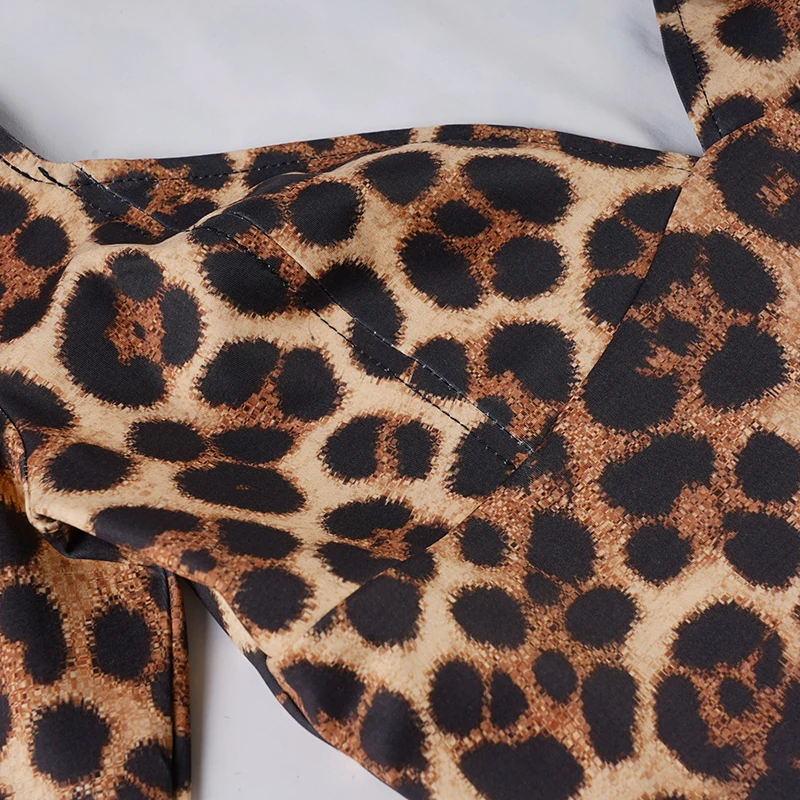 Body sexy aderente con stampa leopardata Body con scollo a V profondo Pagliaccetti a maniche lunghe Donna 2025 Autunno Primavera Moda Streetwear Donna