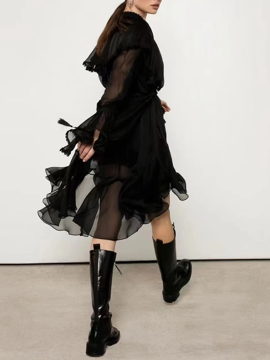TWOTWINSTYLE noir transparent épissé volants plis robes pour femmes col montant manches longues Patchwork dentelle robe irrégulière femme