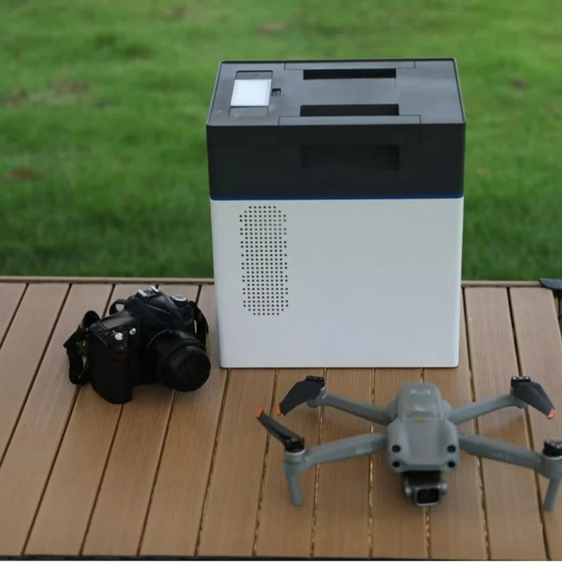 Energy Storage Hithium Station Combining 1000 W Inverter, 2000 Wh and Controller