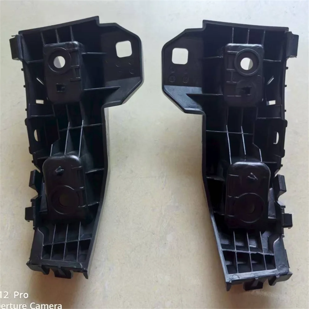 Suitable for Tesla's updated model 3 taillight bracket left side 1755642-00-E 1757090-00-D right side 1755643-00-E 1757100-00-D