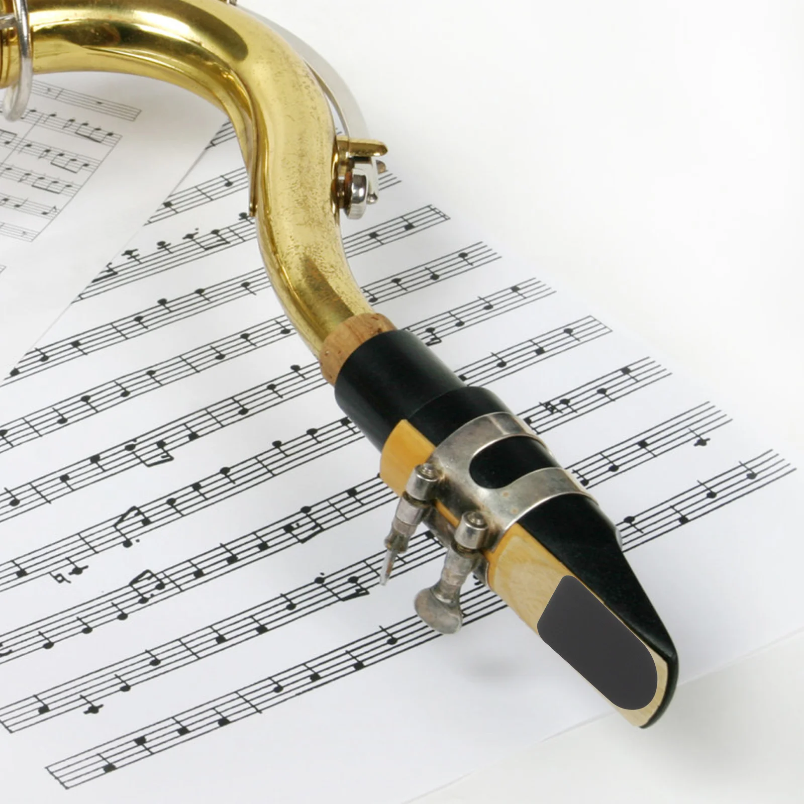 

32pcs Saxophone Mouth Patch Pads Thick Silicone Anti-Slip Residue-Free For Alto Sax Instrument Accessories Sax Cushions