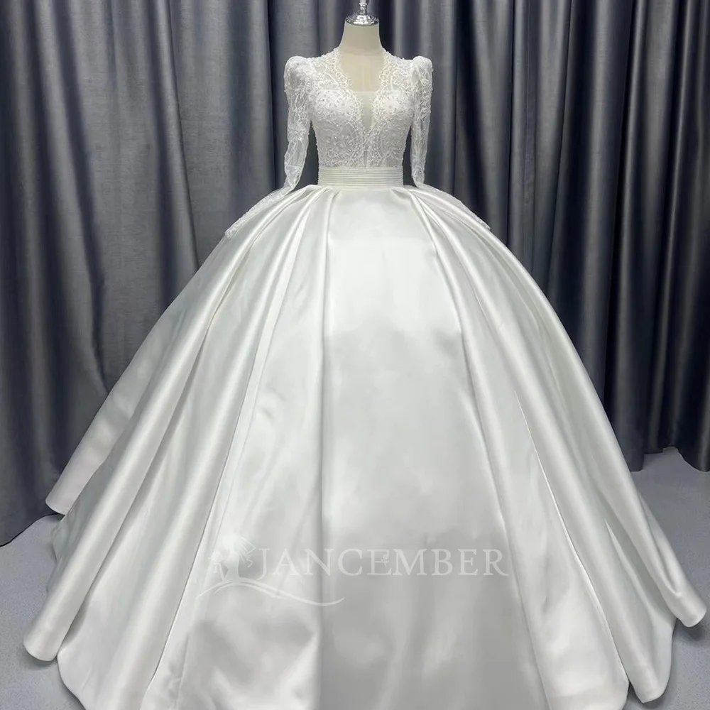 

Elegant White Wedding Dresses Long Sleeves Sweep Train Bride Dress Lace Up Back Satin Wedding Evening Gown Vestido De Novia