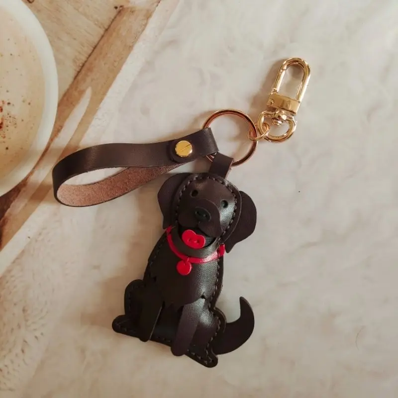Labrador dog car keychain decoration genuine leather dog zodiac bag pendant handcrafted leather