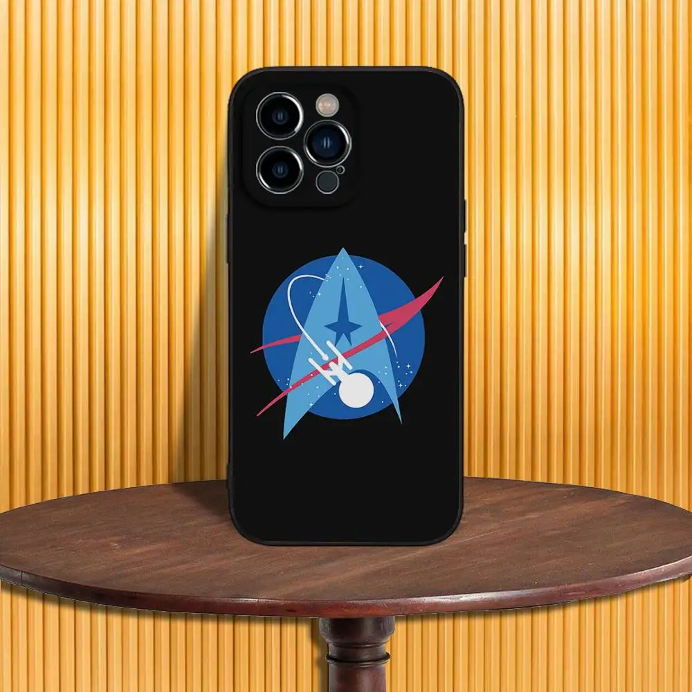 S-Star T-トレック船 iPhone 16,15,14,13,12,11,Pro,Max,Plus,X,XS,SE4,E,Mini用 ソフトブラックケース