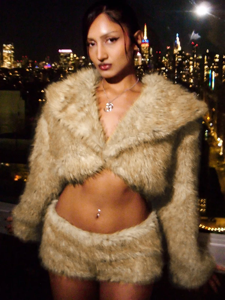 

Kliou Sexy Furry 2 Piece Set Woman Winter New Style Lapel Full Sleeve Navel Exposed Tops+Mini Shorts Hot Girls Street Style Suit