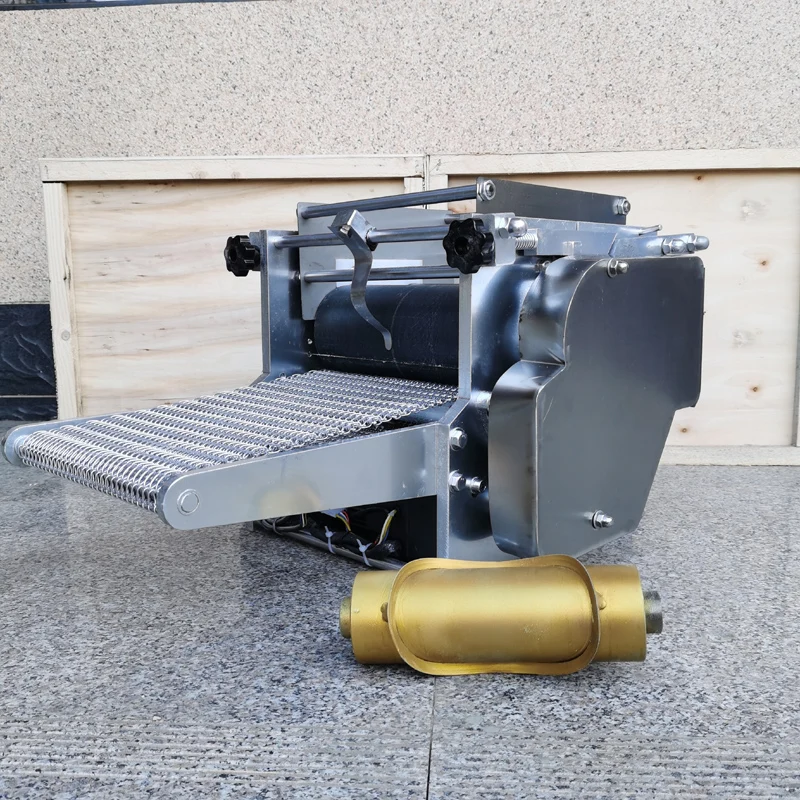 ماكينة خبز التورتيلا الكهربائية عالية السعة ماكينة ضغط التورتيلا ماكينة صنع التورتيلا