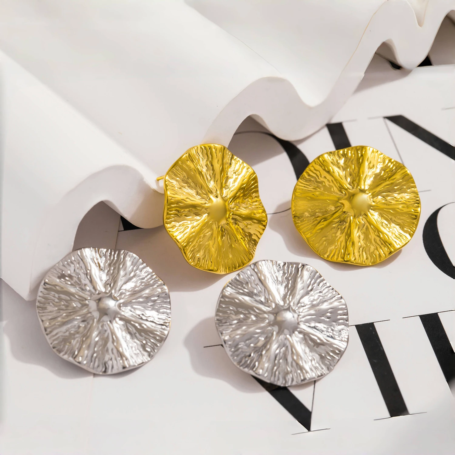 New Stainless Steel Big Stud Earrings For Women Round Fold Flowers Hyperbolic Metal 18K Gold Plated Trendy Jewelry Gift