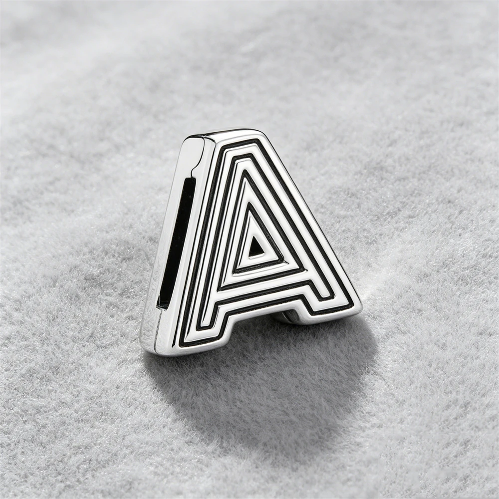 New 925 Sterling Silver Reflect Clip 26 Name Letter of ley 925 Chain Beaded Fit Original Bracelet DIY Ladies Jewelry Accessories