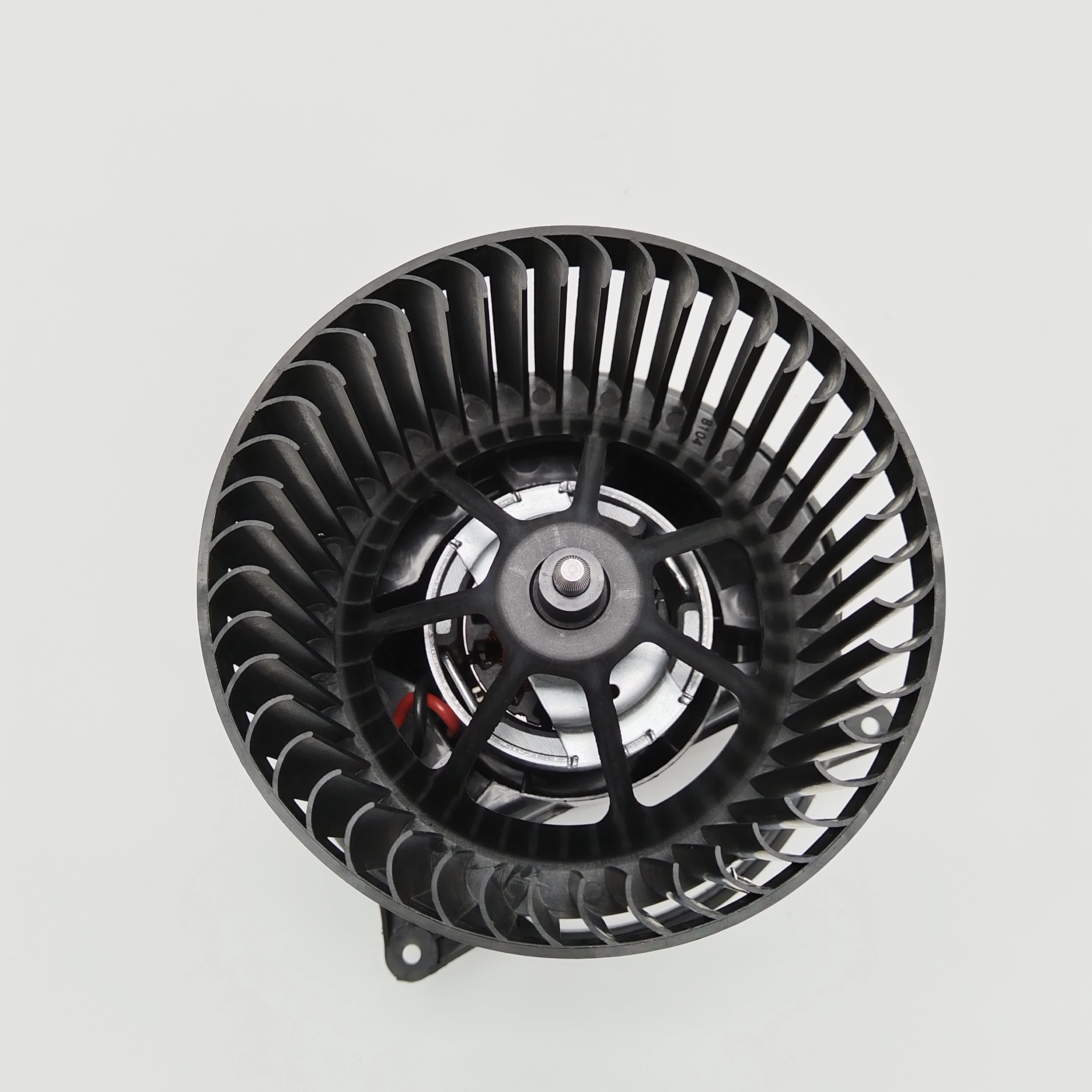 Left-Hand Drive Blower Motor Suitable for FORD FOCUS  MONDEO III OE:4S7H19D859AA 1327522 4045621462116 098146N 0917390