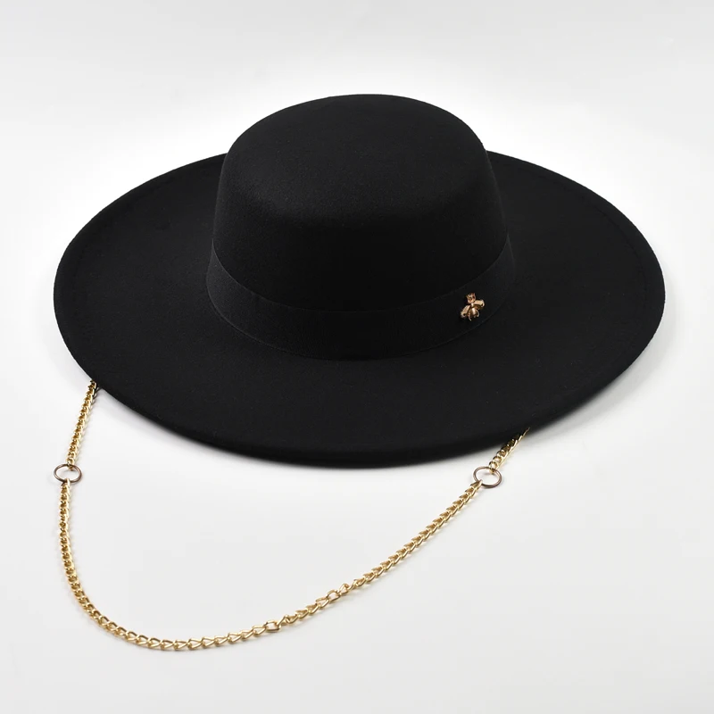 

Fashion Desige Fedora Hat For Women Metal Chain Decor Jazz Hat 10CM Big Wide Brim Winter Wedding Party Church Caps