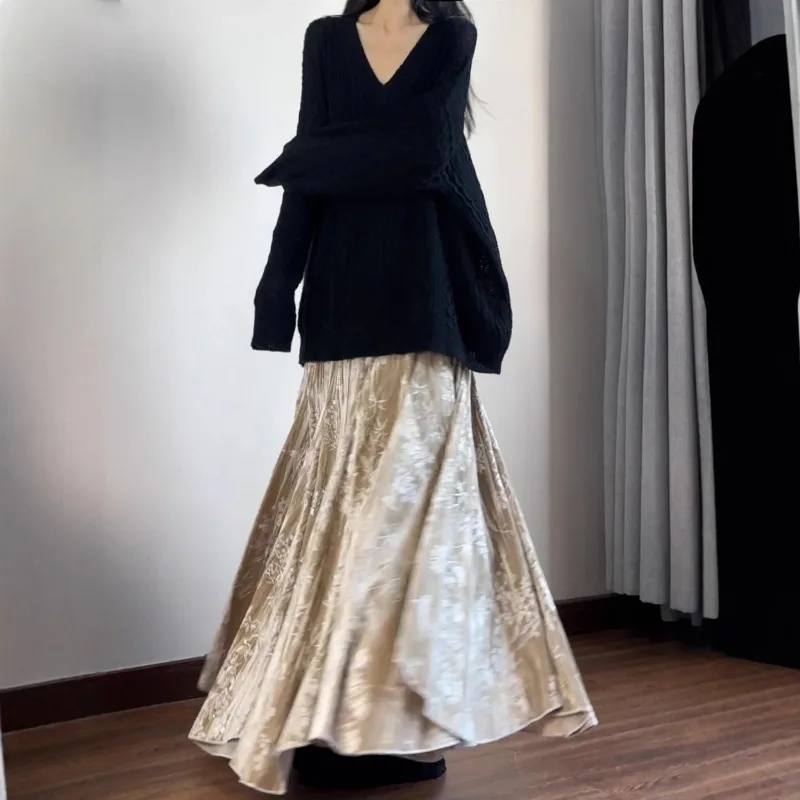 2026 New Vintage Grand Swing Gold Velvet Long Tail Skirt Chinese Style Skirt Women's High Waist Print Spring Autumn Long Skirts