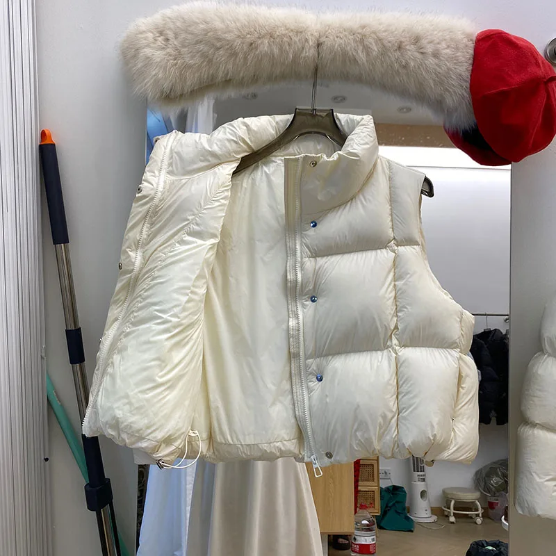 2025 Winter New 90 White Duck Down Trendy Versatile Short Style Cloud Puff Vest Down Jacket Women's Fashion Warm Tank Top