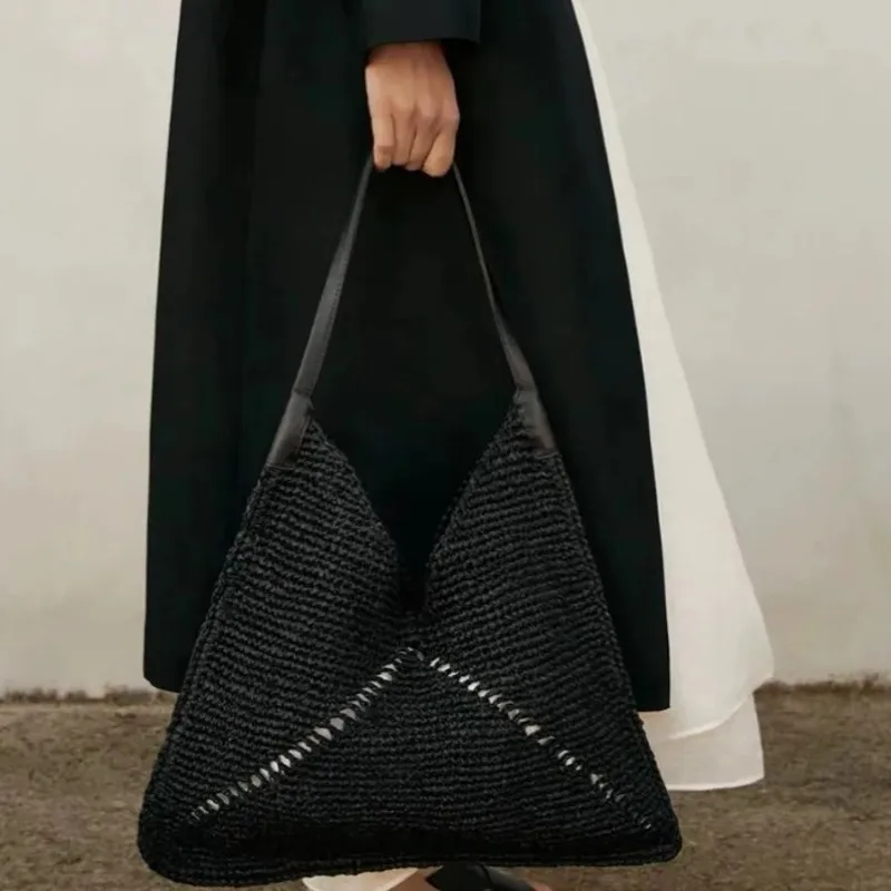 2026-nuova-borsa-di-paglia-alla-moda-stile-internet-famoso-versatile-design-casual-a-triangolo-borsa-a-spalla-trendy