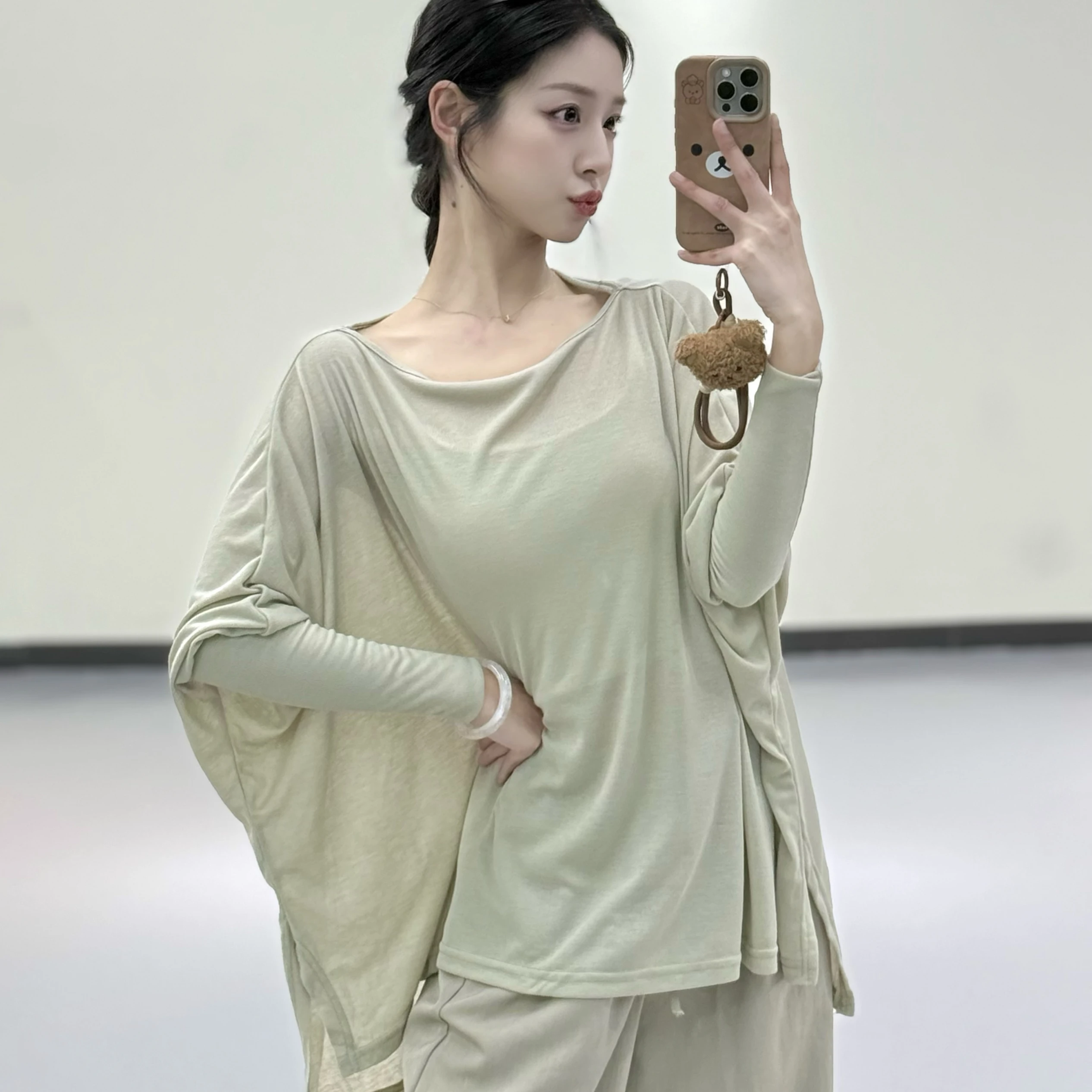 

Women's Chinese knot button decorated V-neck side slit dance top