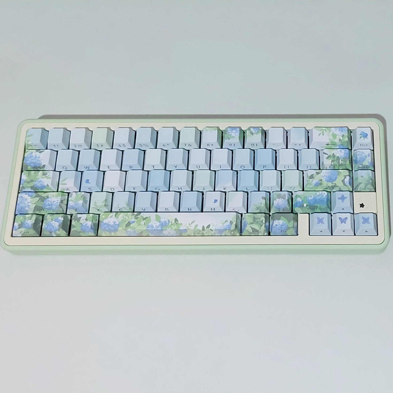 

133 Keys Eternal Summer Dye Sub PBT Keycaps Cherry Profile Side-lit Shine Through Keycaps for Gateron MX Switches Gamer Keyboard