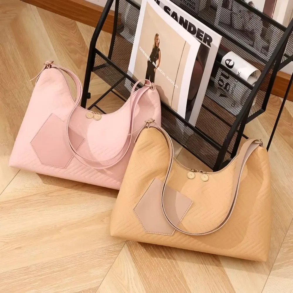 

Fashion PU Shoulder Bag Solid Color Embossed Underarm Bag Handbags For Women