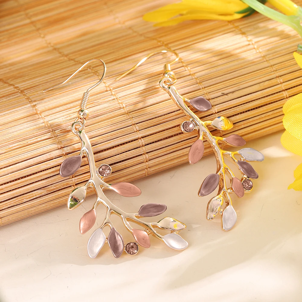 Fashion Drip Oil Leaf Necklace and Earrings Set for Women Accessories Trendy Gold Color Jewelry Sets Vacation Party Prom Gift