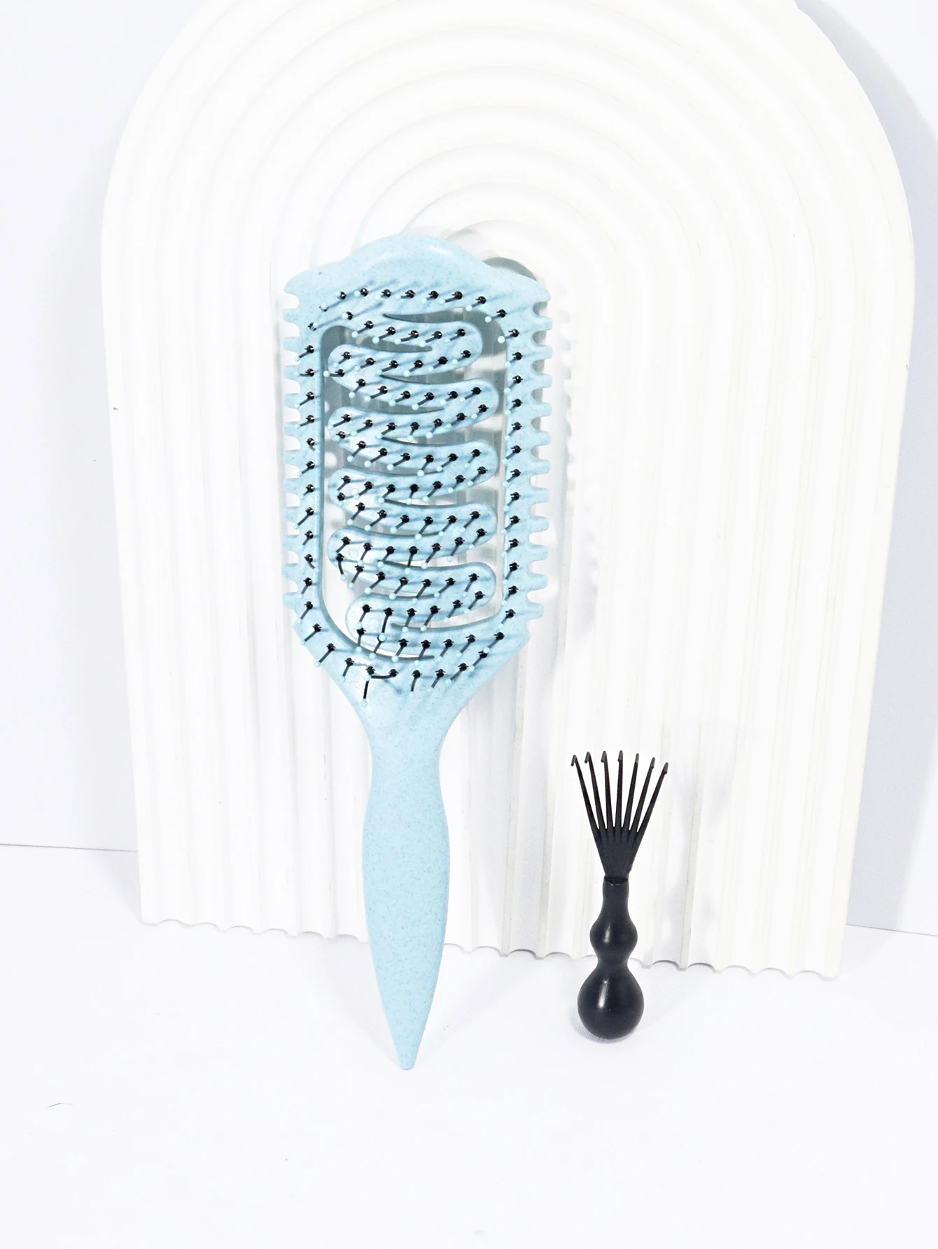 2-Piece Hair Styling Brushes with Cleaning Claws
