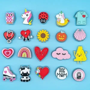 سحر الأحذية LED للزينة ، بومة لطيفة ، خنفساء ، أبقار ، قطة ، يونيكورن ، لوحة ألعاب ، سماعة طبية ، حذاء مضيء ، دبابيس قباقيب عباد الشمس ، 1 قطعة أفضل 12 مرهما للمبيعات للورم الملتهب - No1