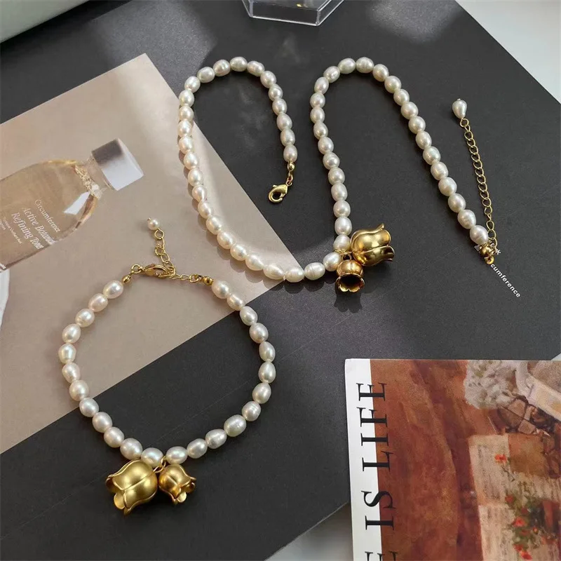 

New Retro Lily of the Valley Charms Natural Freshwater Pearl Strand Chain Necklace, Versatile Bracelet Fashion Clavicle Chain