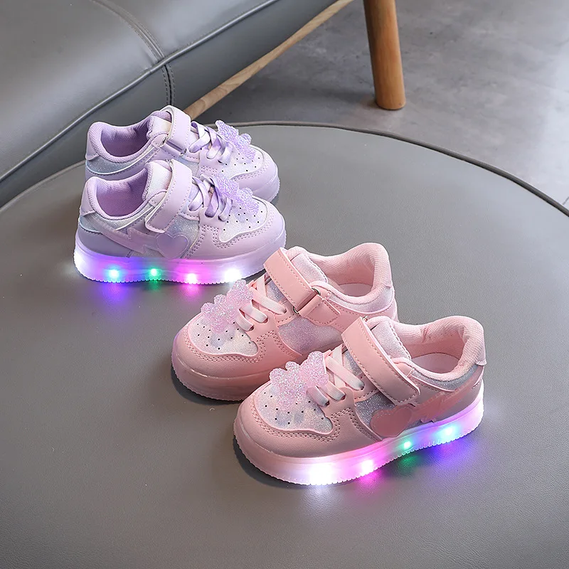 Zapatillas Deportivas Infantiles de Primavera, Nuevas, Modernas y Cómodas para Niña, Versátiles, con Suela Suave, Luz LED, Antideslizantes, Elegantes y Casuales