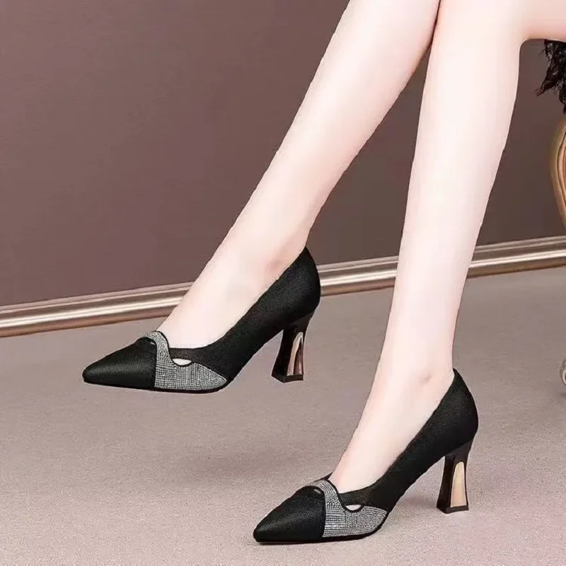 Zapatos De Mujer donna carino nero in pelle verniciata morbida scarpe con tacco a spillo per ufficio moda femminile comode pompe per feste A13