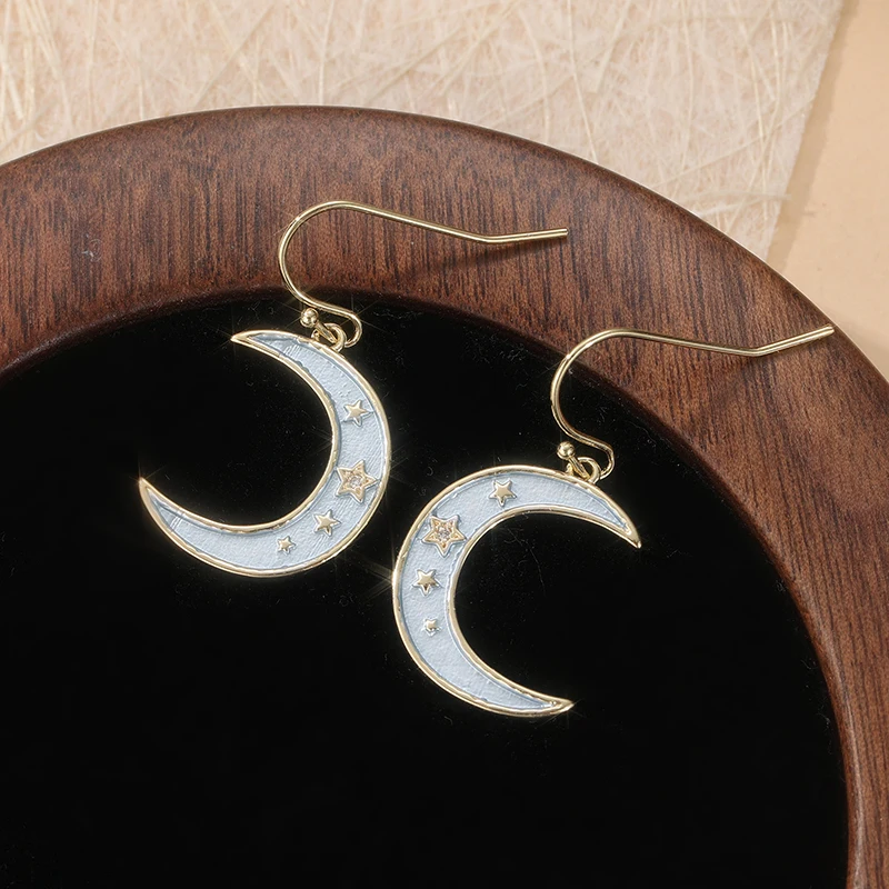 Vintage-Design Goldfarbene Damen-Ohrringe Kreative Geometrie Metall Handgeschnitzte Stern-Mond-Hängeohrringe für Frauen – Detail 3