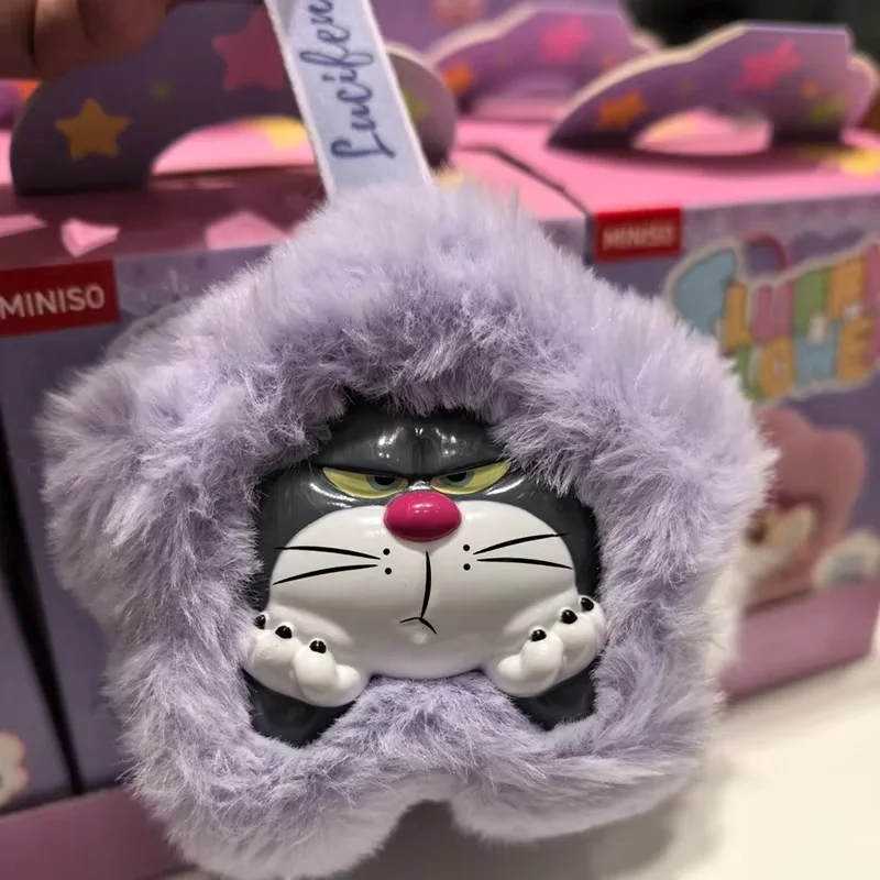 Miniso سلسلة موسم مشعر زهرة حفلة صندوق أعمى قلادة الفراولة الدب ماري القط دامبو لإعطاء الفتيات هدية مفاجئة