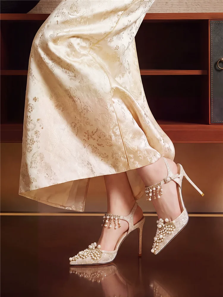 Summer pointed pearl rhinestone mesh sequin wedding shoes banquet large size small size widened high heels women's sandals