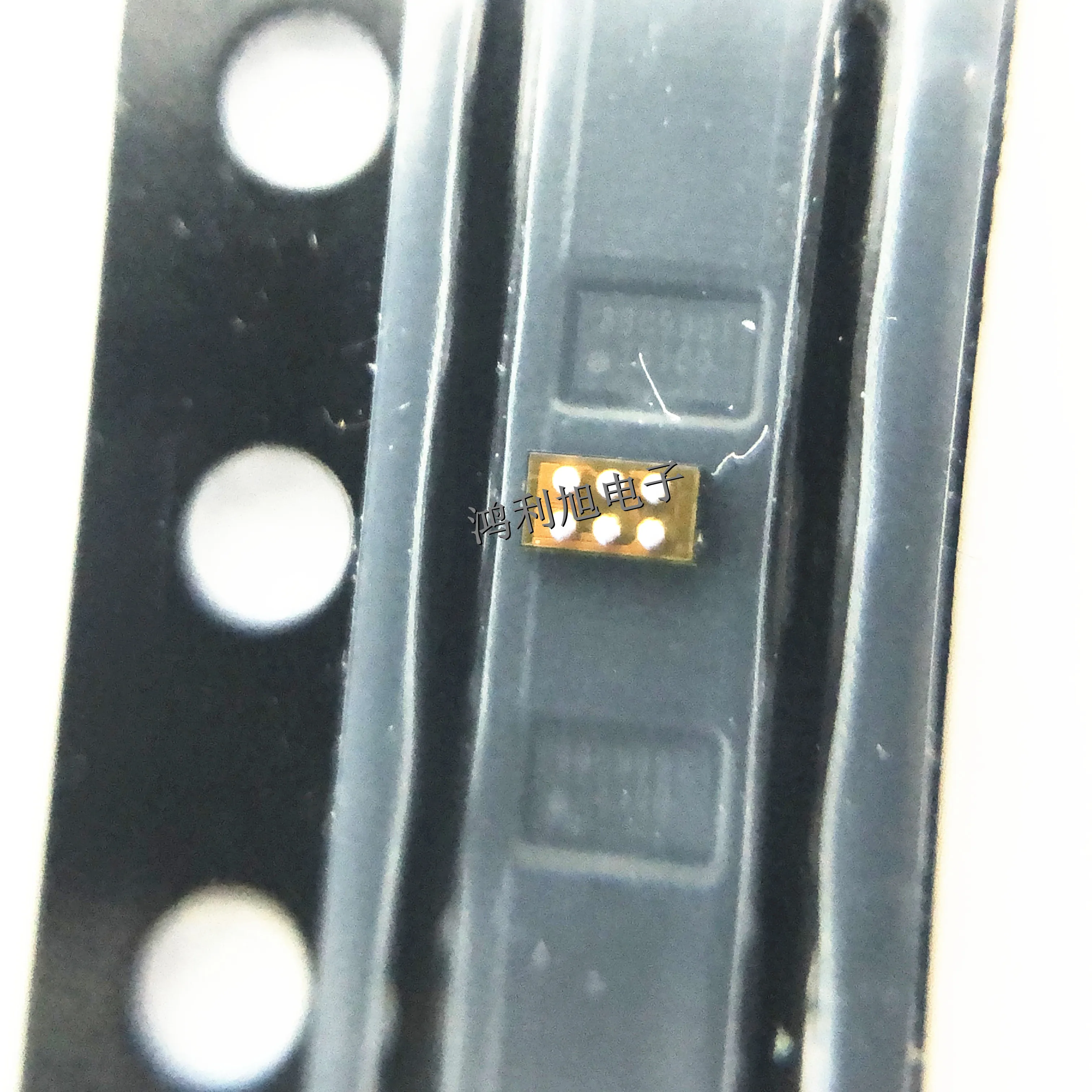 10 sztuk/partia BQ25100YFPR OZNACZENIE: 25100 Liniowa ładowarka akumulatorów Li-Ion/Li-Pol 250mA 4.2V 6-Pin DSBGA T/R