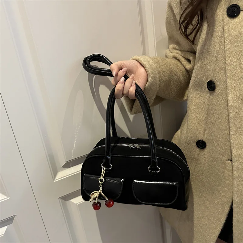 One-shoulder Underarm Bag Niche Design Retro Handbag High-end Texture Retro Fashionable All-matching Woman Solid