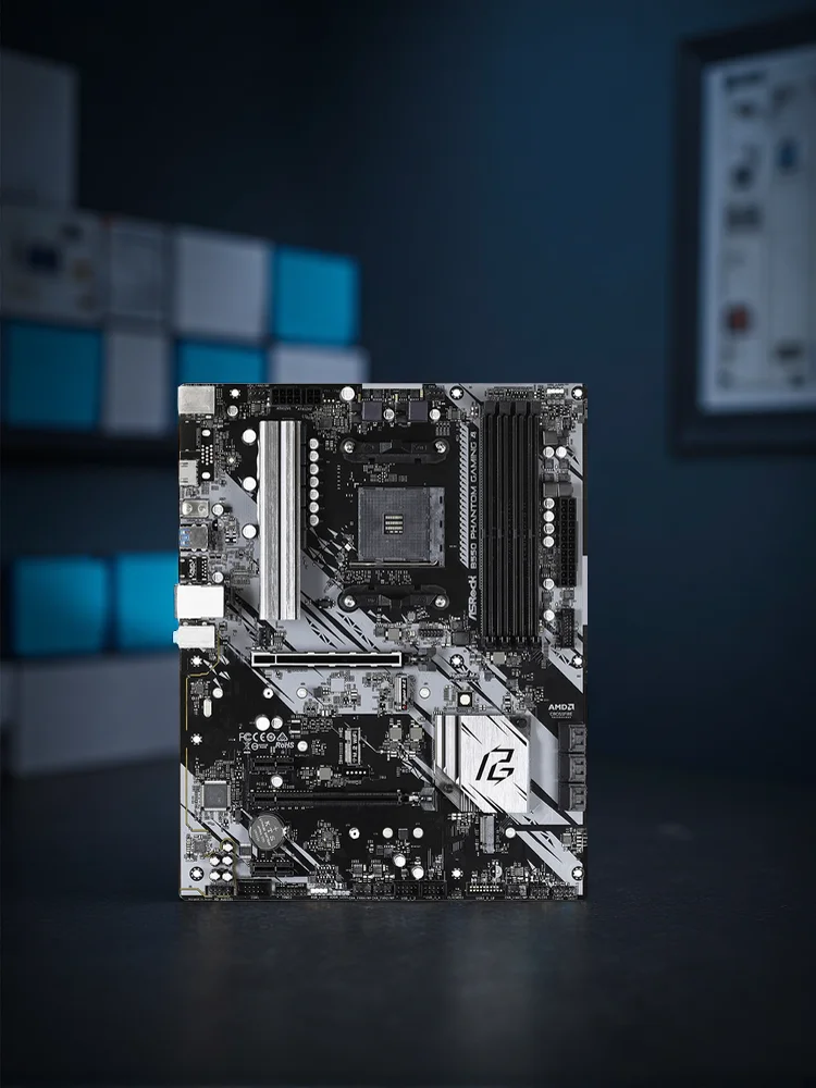 Płyta główna ASRock AMD B550 Phantom Gaming 4, gniazdo AM4, obsługuje procesory Ryzen 5 5500, 5700G, 4600GE, 3400G, pamięć DDR4 do 128 GB, slot M.2, format ATX. — zdjęcie produktu 7