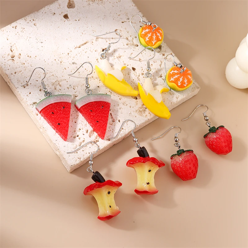 5 Paar/Set Zufällige Niedliche 3D-Frucht-Ohrhänger für Frauen, Harz-Ohrringe mit Apfel, Erdbeere, Banane, Hängende Ohrringe, Schmuckgeschenke für Mädchenpartys – Detail 5