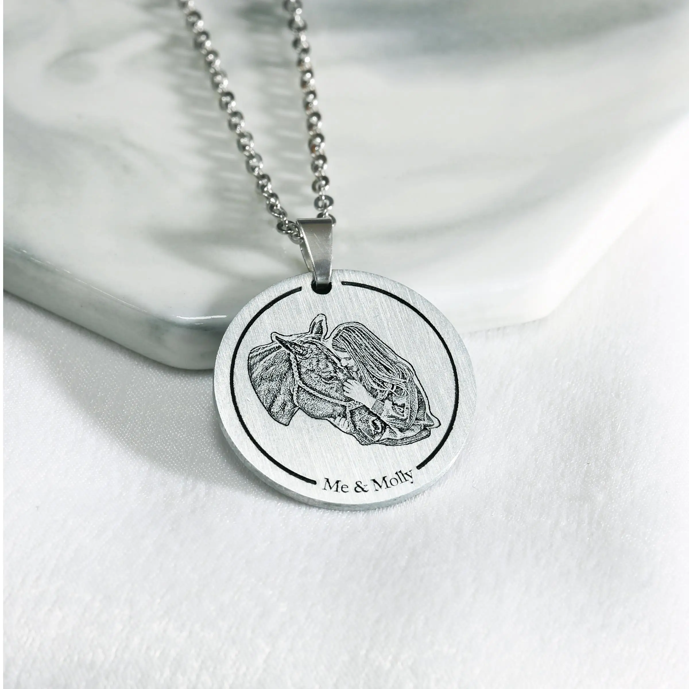 25mm Stainless steel Custom Pet Portrait Necklace Pet Memorial Necklace Engraved Cat Dog Photo Necklace Picture Round Necklace