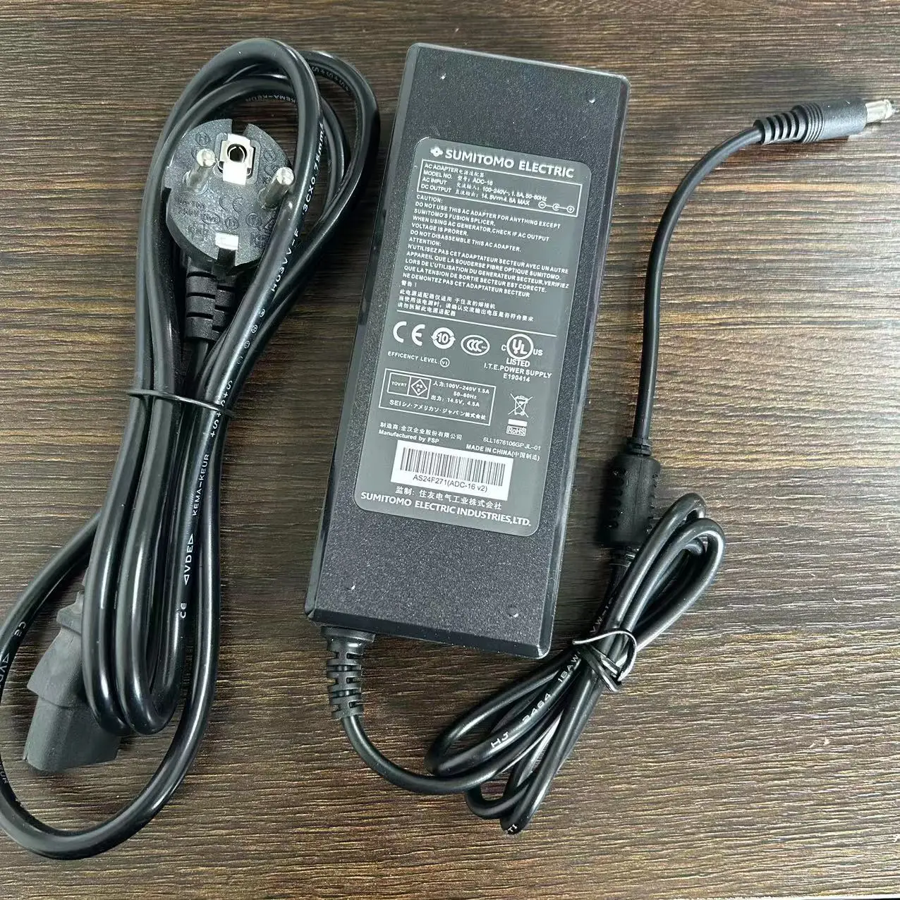 ADC-16 power charger 14.5V 4.5A for Sumitomo T-82C/ T-72C TYPE-82C/ TYPE-72C T82C T72C fusion splicer charger Adapter