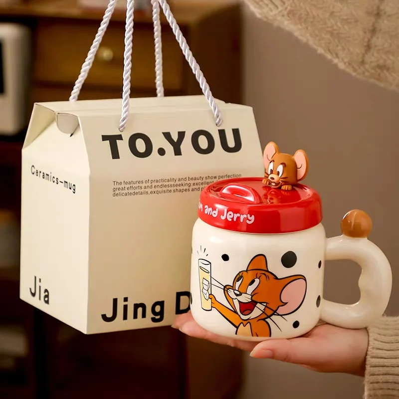 متوفر 560 مل كارتون أنيمي توم وجيري كوب ماء سيراميك للزوجين ماكياج منزلي لطيف الإفطار كوب قهوة بالحليب هدية عيد ميلاد
