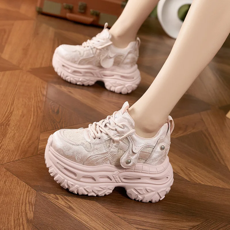 Women's Elevator Shoes Spring New Fashion Mesh Casual Sports Shoes Lightweight and Versatile Inner Height Increasing Women Shoes