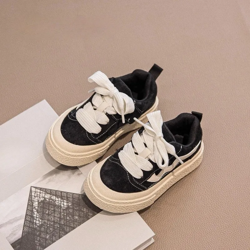 

Детские легкие дышащие низкие кроссовки в скейт-стиле, 2026, модная повседневная спортивная обувь для мальчиков и девочек, обувь для игр на открытом воздухе