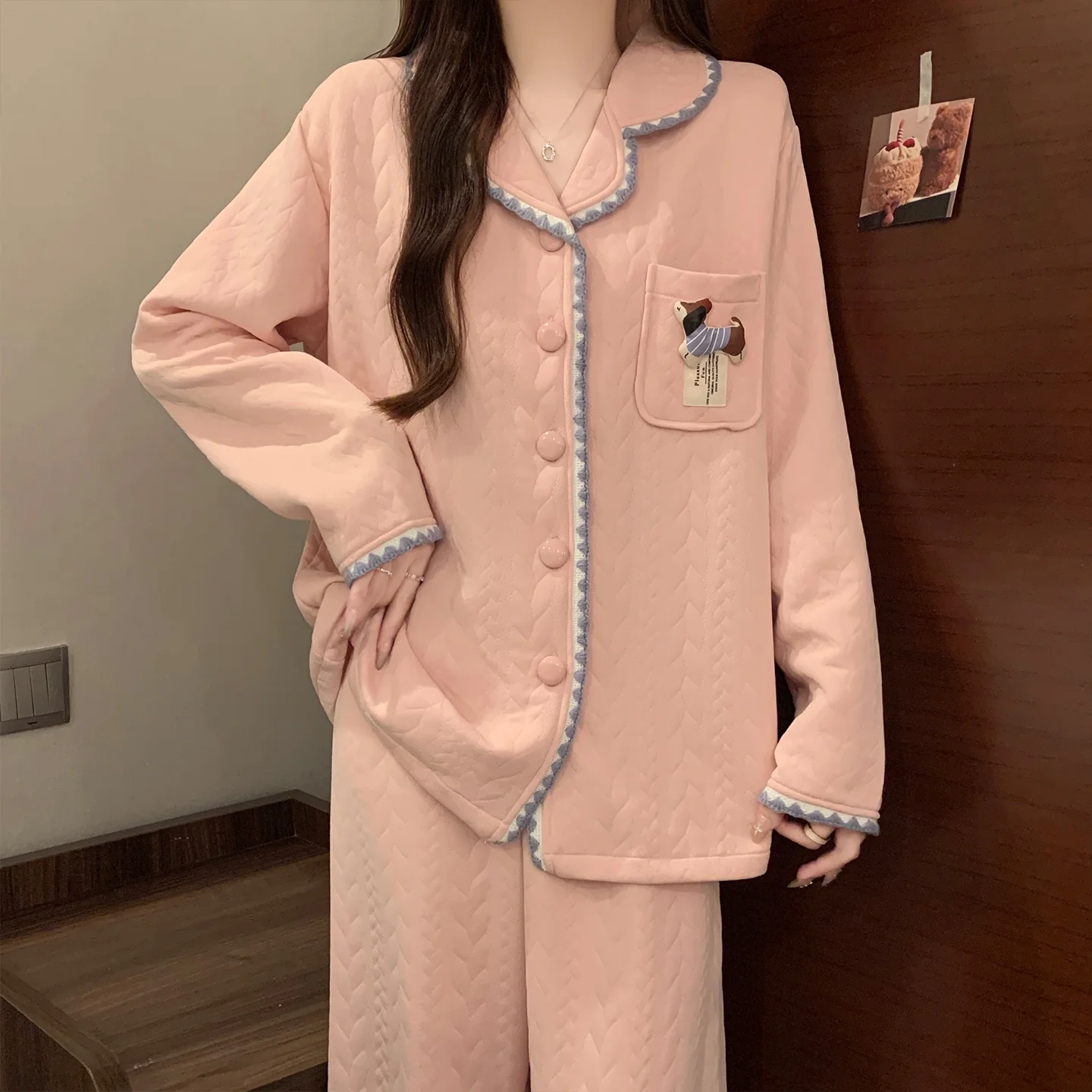 

Pajama Sets Embroidered Wedding Women Satin Nightwear Colors Variety Sleeveless Scoop Neck Capri Pants Spring Silky Smooth Anti