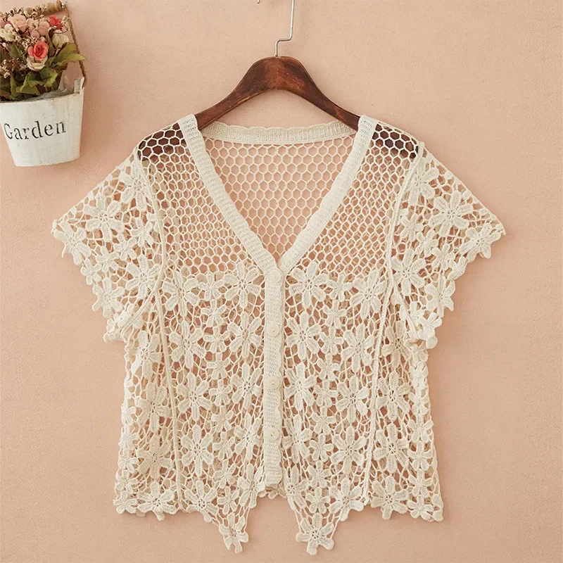 

Women's Crochet Lace Short Sleeve Cardigan - Sheer Floral Sun Protection Cover Up