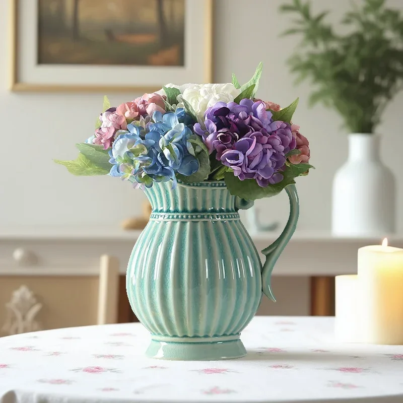 Retro Ceramic Flower Vase Simple Bedside Hall Tabletop Artistic Decorations for Roses Water Cultivation Home Decoration