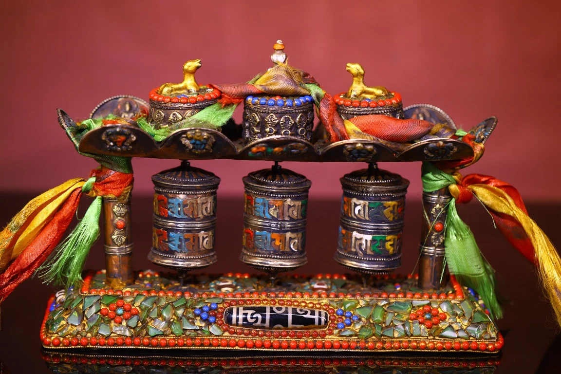 

10"Tibetan Temple Collection Old Purple Bronze Painted Mosaic Gem gZi Beads Shell Six Word Proverbs Prayer Wheel Old Scriptures