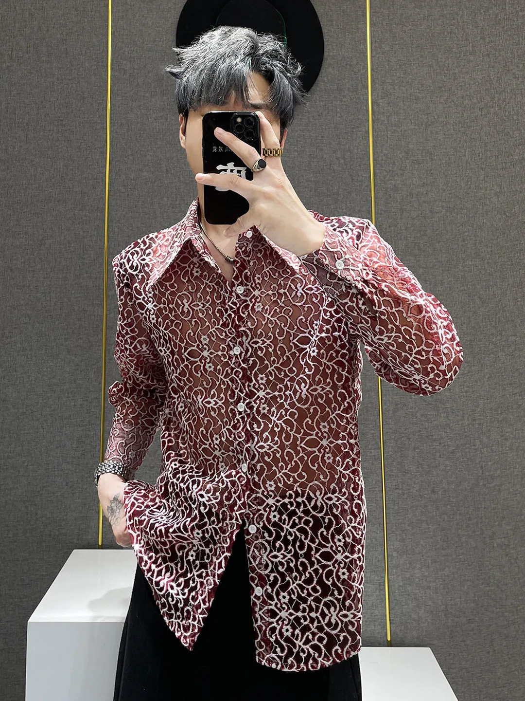 

Summer New Hollow out Lace irt Men Long Sve Loose Thin Breathable Casual Sle Stand Fit Net Fabric Resistant to Fadi...