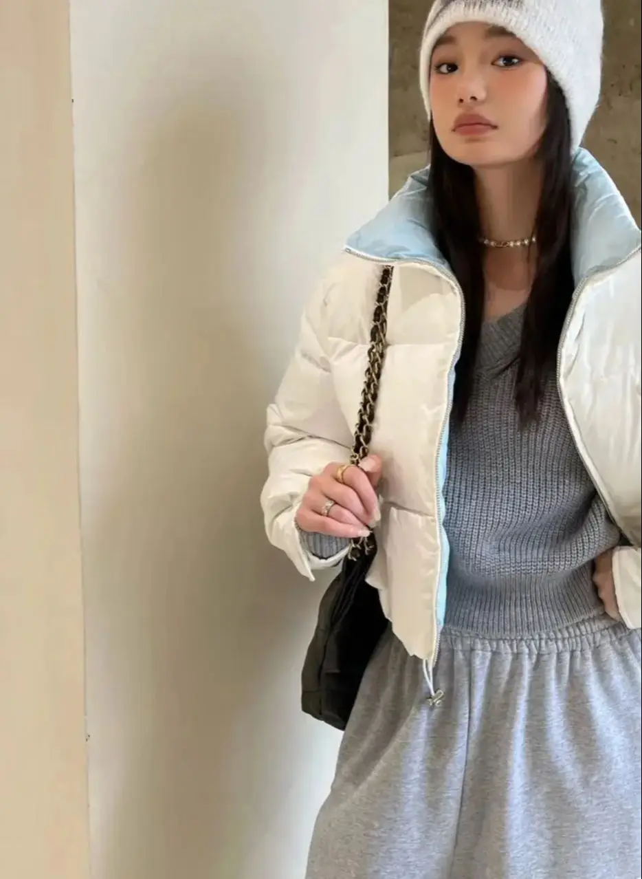 

Black and white short contrasting color collar high-end luxury down jacket, fashionable autumn and winter warm street coat