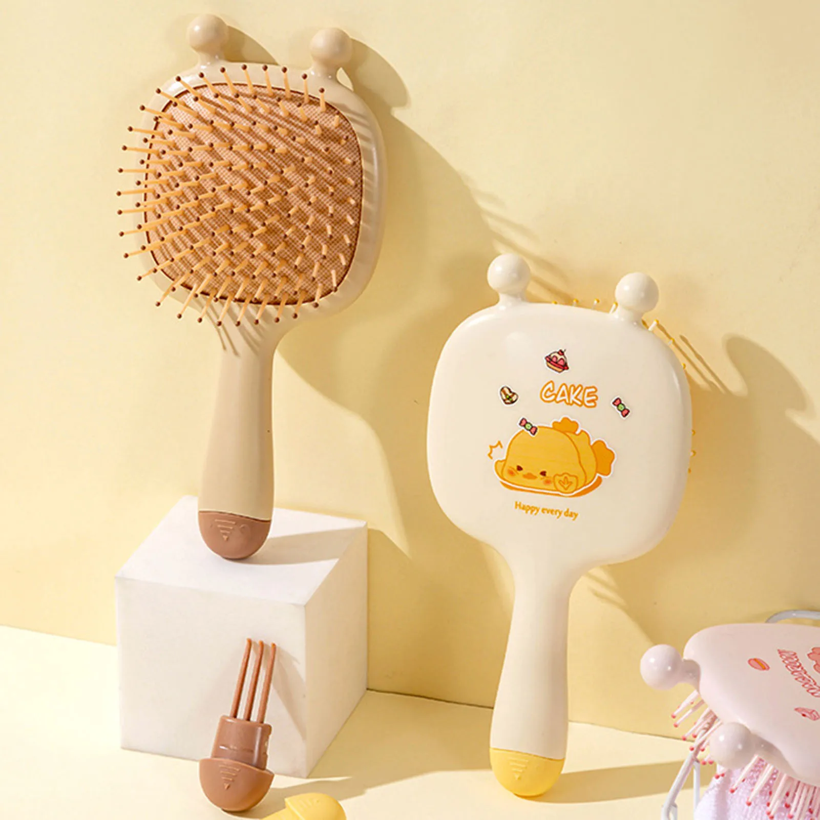 

Kawaii Mini Hair Comb Cartoon Animal Pattern Air Cushion Comb Scalp Massage Soothing Relaxing Airbag Comb Portable Pocket Combs