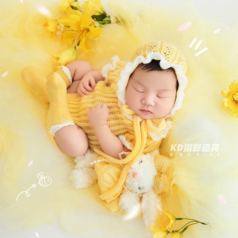 spring-yellow-flower-theme-knit-newborn-photo-outfit-lace-trim-baby-photography-costume-with-bonnet-socks-for-0-1m-infant