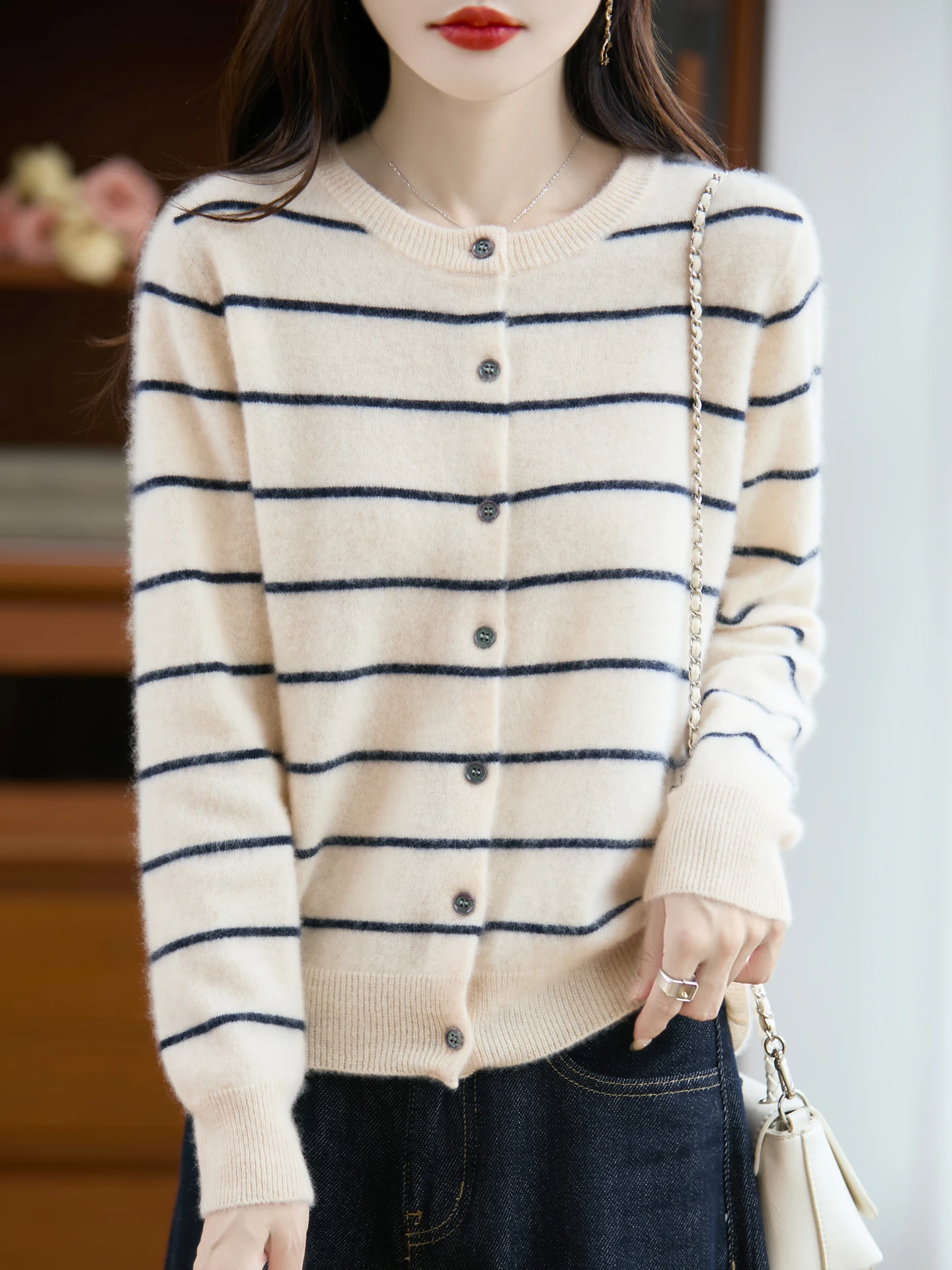 

Кардиган из 100% шерсти, женский свитер с круглым вырезом в тонкую полоску, свободная верхняя одежда, базовое пальто, осенне-зимние контрастные цвета, куртки на пуговицах