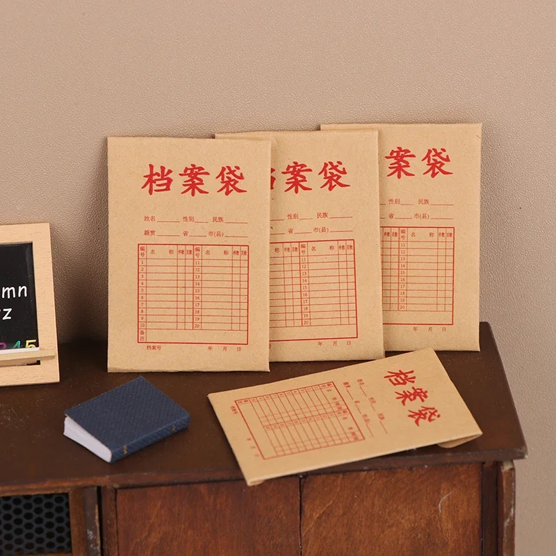 

1/12 Dollhouse Simulation Kraft Paper Document Bags Dollhouse Study Office School Stationery Decoration Dolls House Accessories